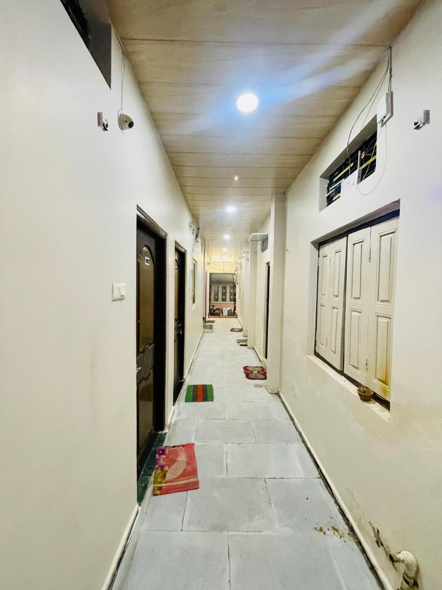 Satguru Guest House Ujjain Dış mekan fotoğraf