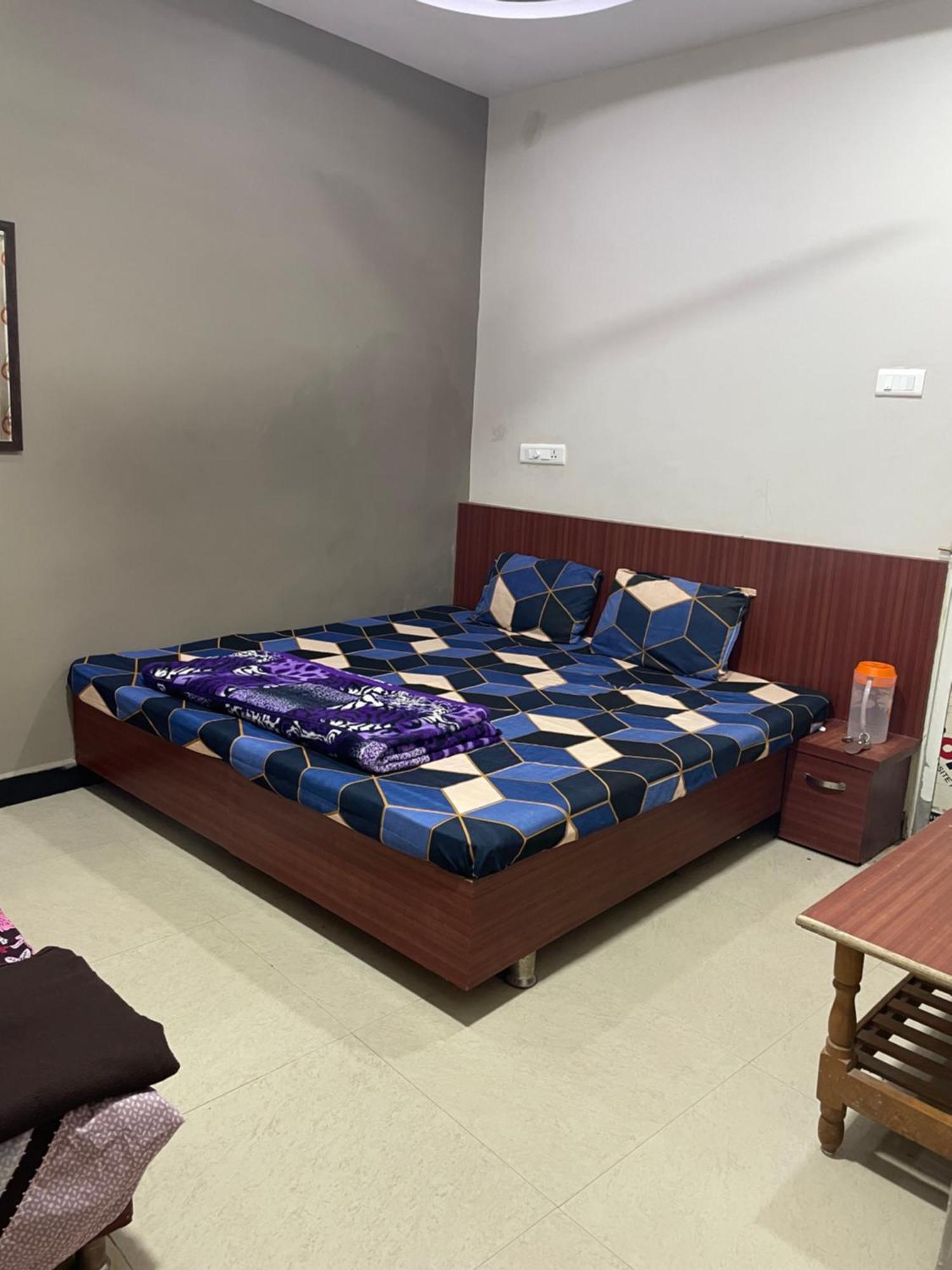 Satguru Guest House Ujjain Dış mekan fotoğraf